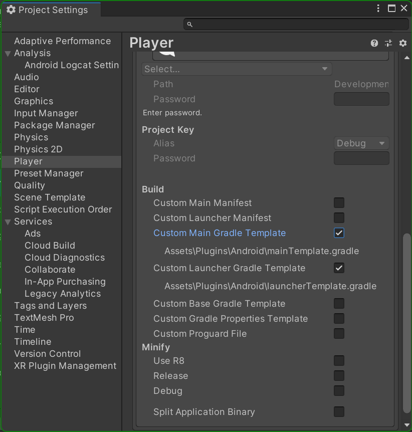 Screenshot bagian "Player" di jendela "Project Settings".  Kotak centang untuk "Template Gradle Utama Kustom" dan "Template Gradle Peluncur Kustom" dicentang.