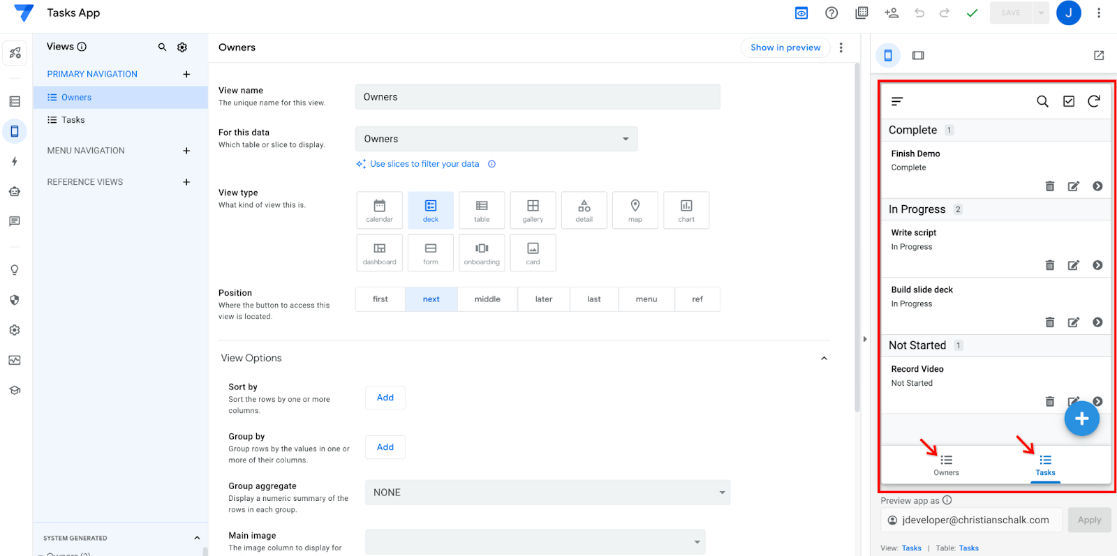 Captura de tela do app do AppSheet com a pré-visualização de dispositivos móveis destacada à direita.